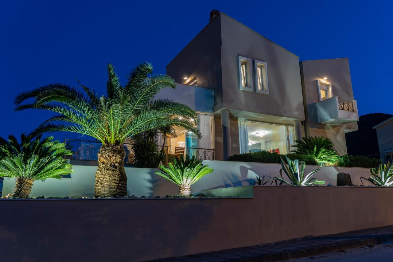 Villa Luminous Nea Iraklitsa Bagian luar foto