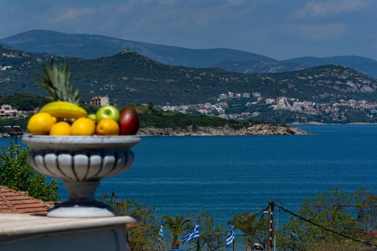 Villa Luminous Nea Iraklitsa Bagian luar foto