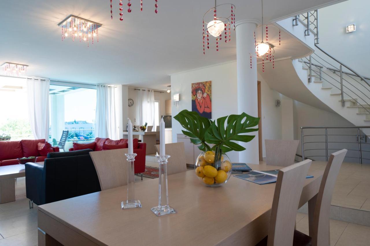 Villa Luminous Nea Iraklitsa Bagian luar foto